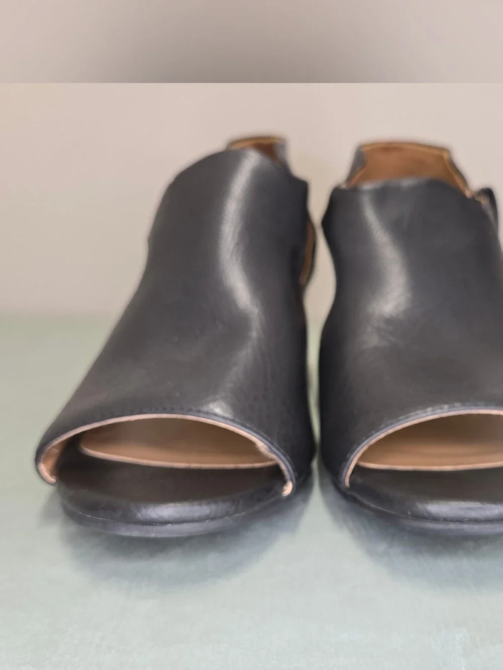 Natural Soul Daya Black Peep Toe Block Heel Sandal Size 9